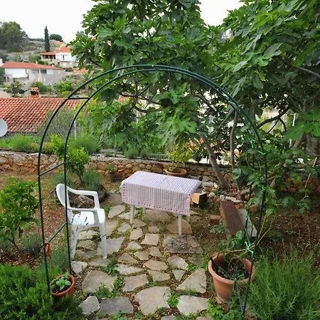 Dakrijus Apartment *